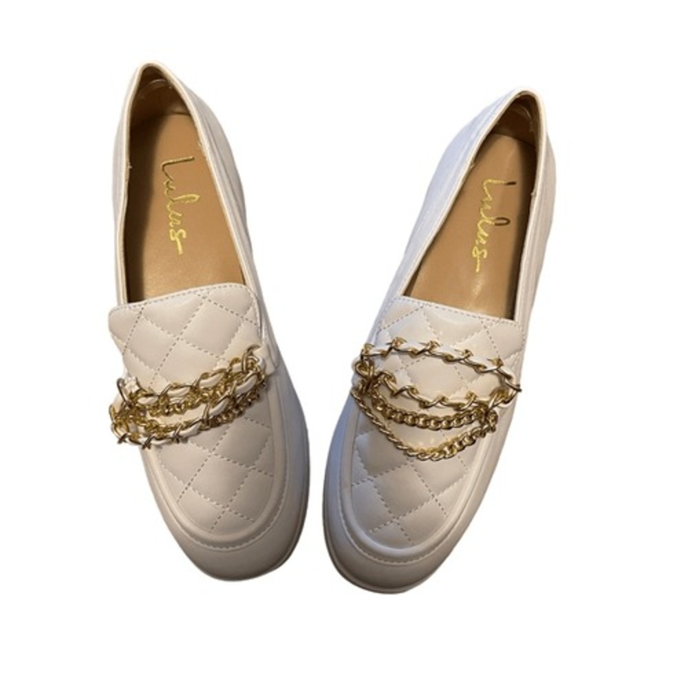 Lulus Trinitie White Quilted Gold Chain Loafers Flats Size 5.5